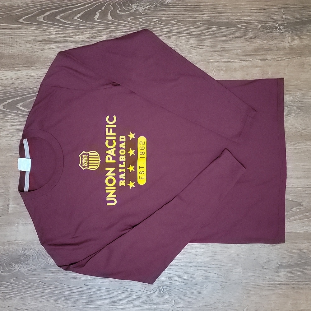 Men's Small Long Sleeve Shirt